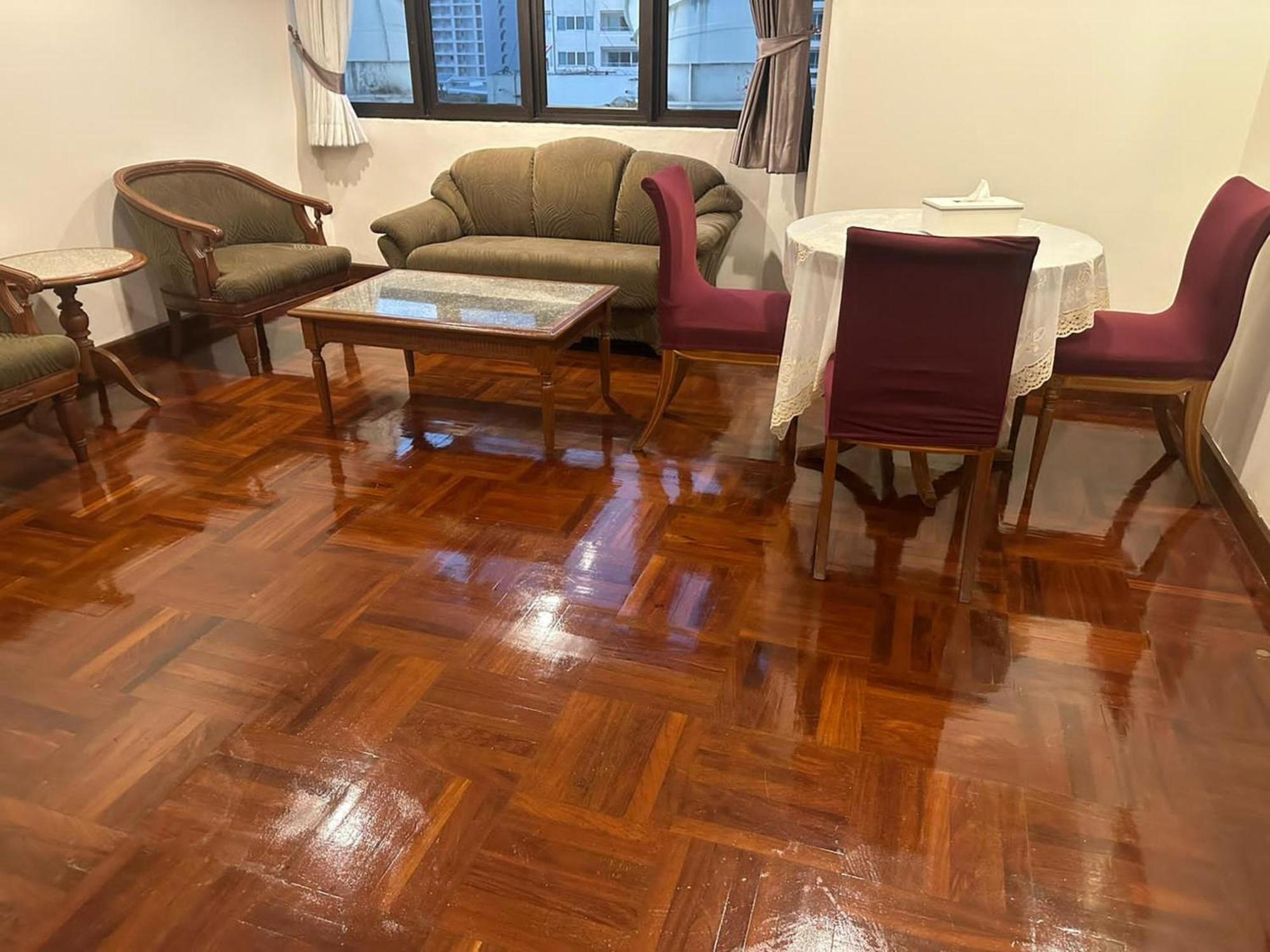 Omni Tower Sukhumvit Soi 4 Direct Lejlighed Bangkok Eksteriør billede