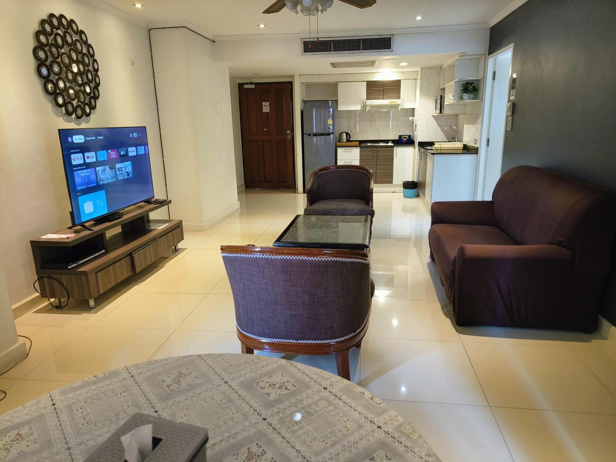 Omni Tower Sukhumvit Soi 4 Direct Lejlighed Bangkok Eksteriør billede