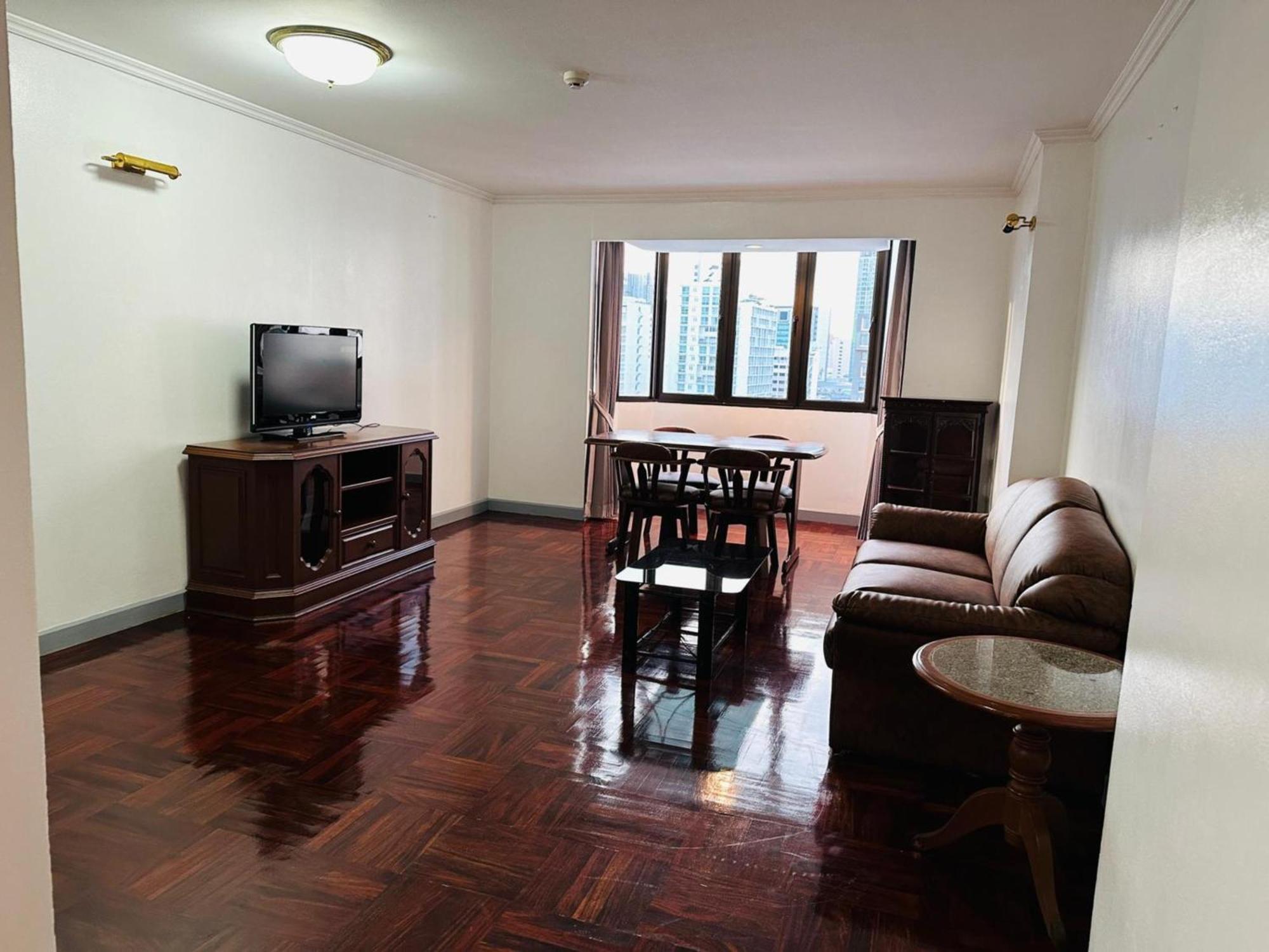 Omni Tower Sukhumvit Soi 4 Direct Lejlighed Bangkok Eksteriør billede
